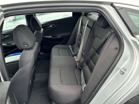 Used 2021 Chevrolet Malibu LT FWD image 18