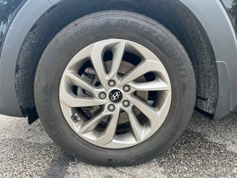 Used 2018 Hyundai Tucson SEL FWD image 11