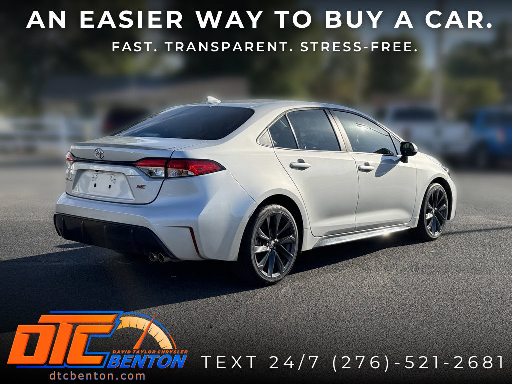 Used 2023 Toyota Corolla SE FWD image 3