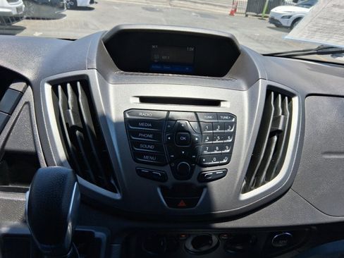 Used 2017 Ford Transit 250 130 Low Roof RWD image 12