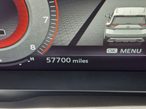 Certified 2023 Nissan Rogue Platinum w/ Platinum Premium Package AWD/4WD image 11