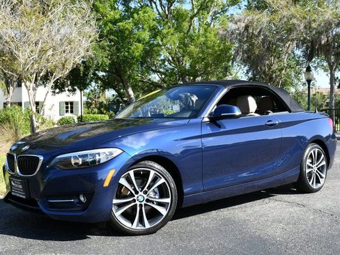 Used 2017 BMW 230i xDrive Convertible AWD/4WD image 2