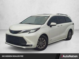 Certified 2021 Toyota Sienna XLE FWD video 1