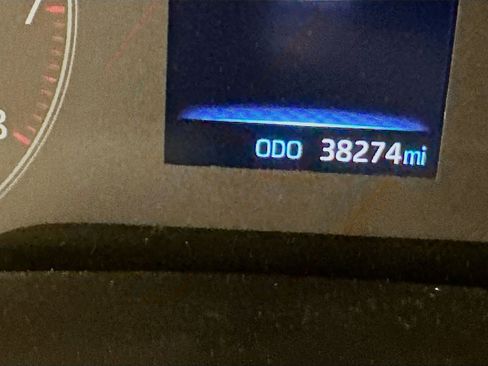 Used 2024 Toyota Corolla LE image 19