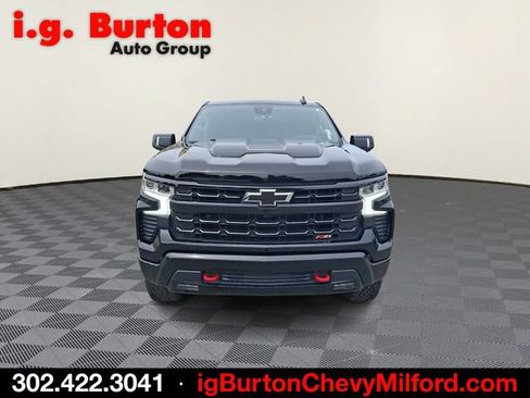 Certified 2022 Chevrolet Silverado 1500 LT Trail Boss w/ LT Trail Boss Premium Package AWD/4WD image 2