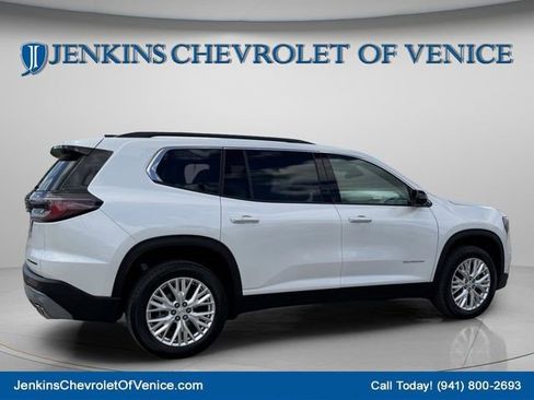 Certified 2024 GMC Acadia Elevation w/ Luxury Package FWD image 4