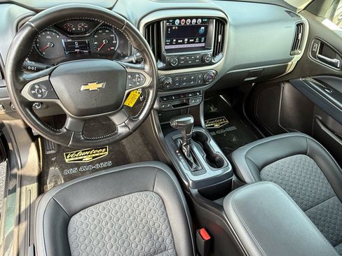 Used 2018 Chevrolet Colorado Z71 image 12