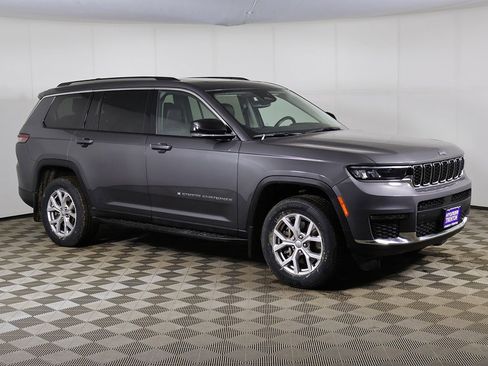 Used 2021 Jeep Grand Cherokee L Limited w/ MOPAR Finishing Package image 55