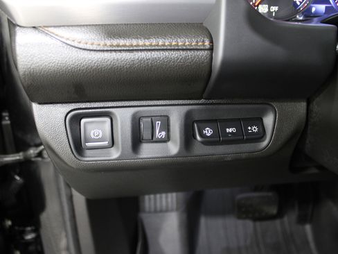 Used 2023 GMC Acadia AT4 w/ Technology Package image 10