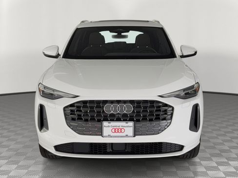 Certified 2025 Audi Q5 Premium Plus w/ Premium Plus image 6