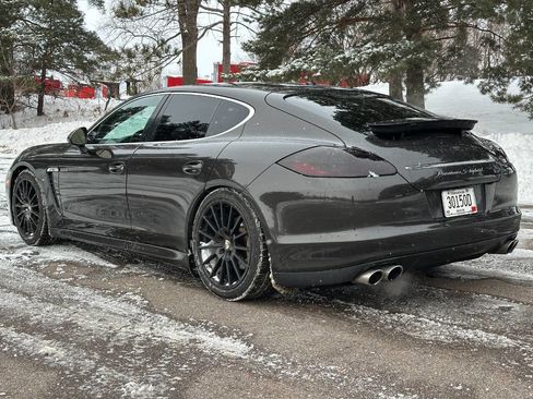 Used 2012 Porsche Panamera S image 2