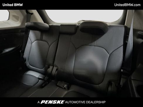 Used 2025 Honda Pilot Touring image 14