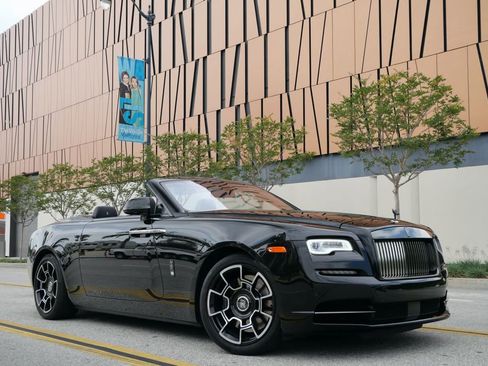 Used 2019 Rolls-Royce Dawn image 11