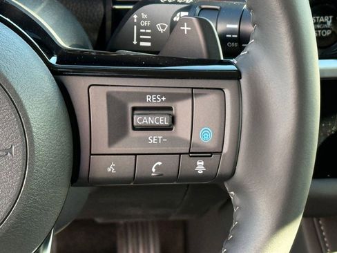 New 2025 Nissan Pathfinder SL image 25