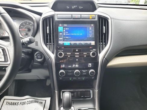 Used 2022 Subaru Ascent Premium w/ Convenience Package AWD/4WD image 10