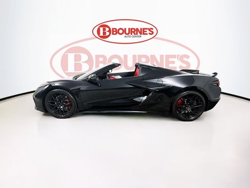 Used 2024 Chevrolet Corvette Z06 image 9