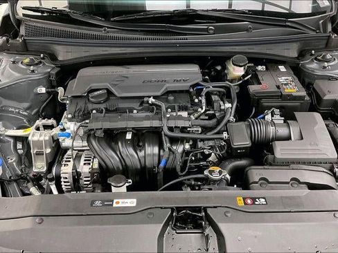 New 2026 Hyundai Elantra Sport FWD image 31