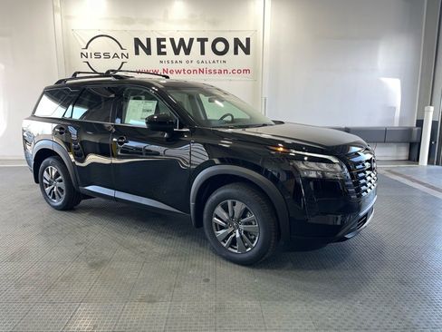 New 2026 Nissan Pathfinder SV FWD image 1