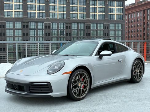 Certified 2024 Porsche 911 Carrera 4S image 1