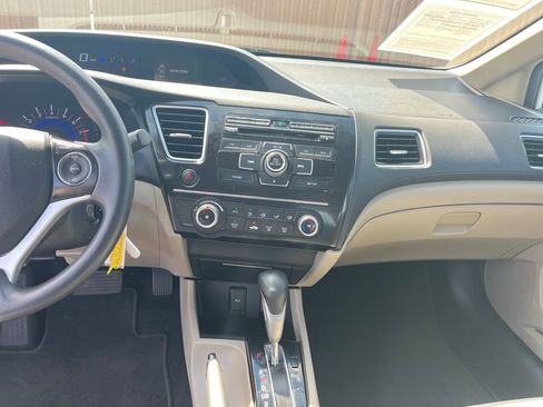 Used 2013 Honda Civic LX image 18
