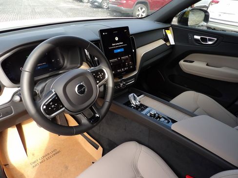 New 2026 Volvo XC60 B5 Plus w/ Protection Package Premier AWD/4WD image 13