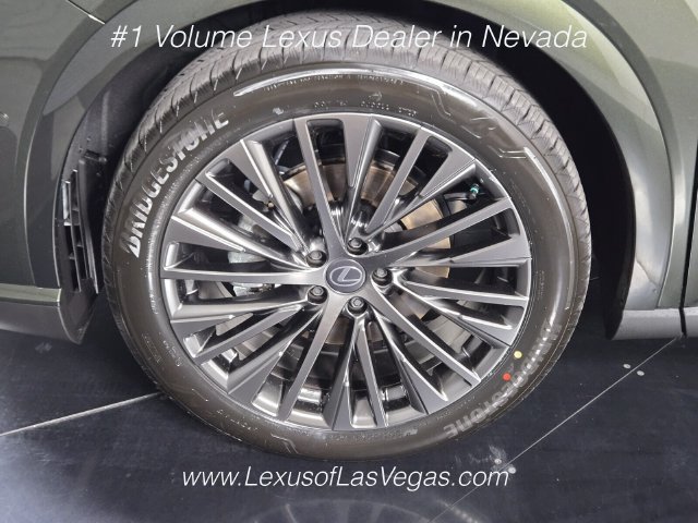 New 2026 Lexus RX 450h AWD w/ Convenience Package image 6