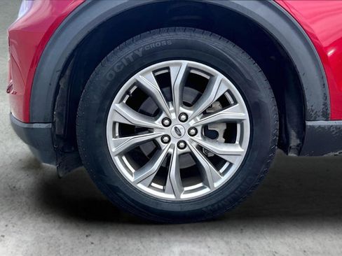 Used 2021 Ford Explorer XLT w/ Equipment Group 202A RWD image 34