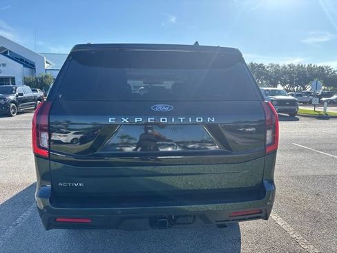 Used 2025 Ford Expedition Active RWD image 6