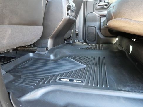 Used 2022 GMC Sierra 3500 Denali w/ Denali Ultimate Package image 13