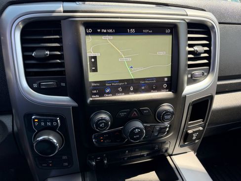 Used 2022 RAM 1500 Warlock AWD/4WD image 25