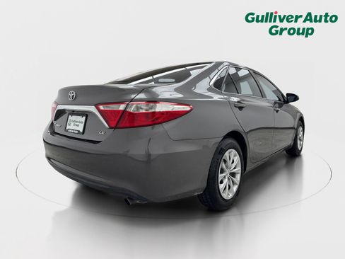 Used 2015 Toyota Camry LE FWD image 8