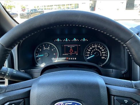 Used 2019 Ford F150 XLT w/ Equipment Group 302A Luxury AWD/4WD image 16