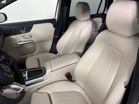 Used 2026 Mercedes-Benz GLA 250 4MATIC image 17