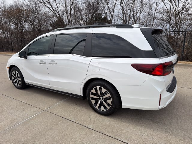 New 2026 Honda Odyssey EX-L image 3