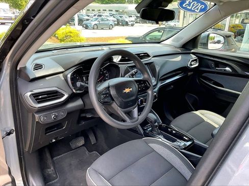 Used 2023 Chevrolet TrailBlazer LT AWD/4WD image 8