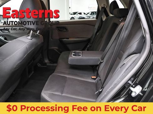Used 2023 Nissan Rogue S AWD/4WD image 22
