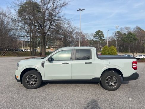 Used 2023 Ford Maverick XLT image 2