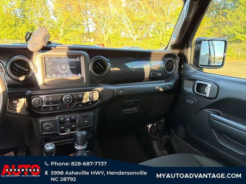 Used 2022 Jeep Gladiator Sport image 33