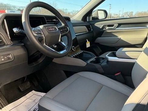 New 2026 GMC Terrain Elevation w/ Elevation Premium Package image 15