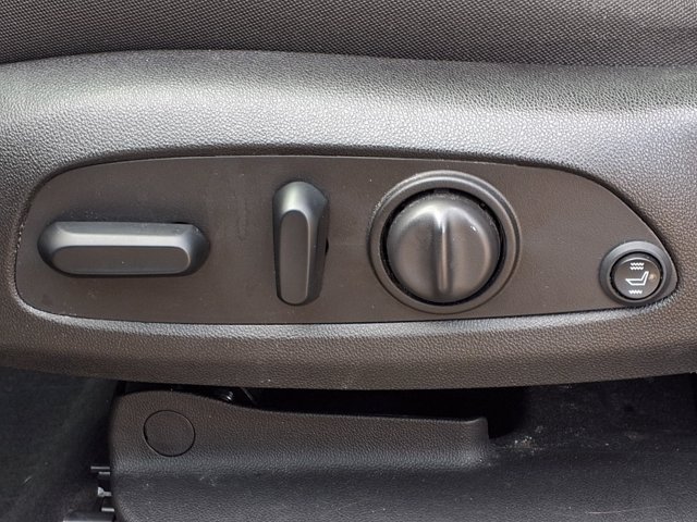 Used 2019 Chevrolet Blazer LT w/ LPO, Floor Liner Package FWD image 4