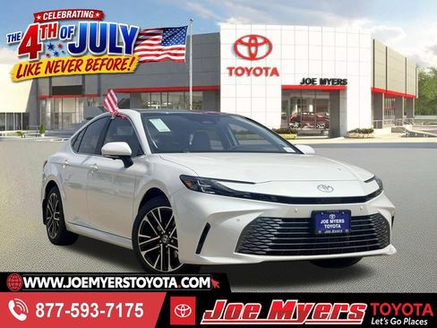 New 2026 Toyota Camry XLE FWD image 1