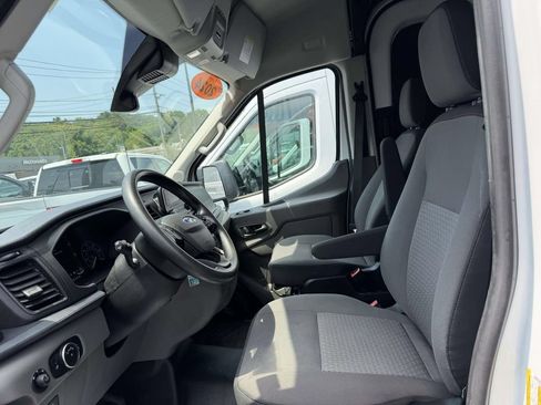 Used 2024 Ford Transit 250 148 Medium Roof Extended AWD w/ Load Area Protection Package image 16