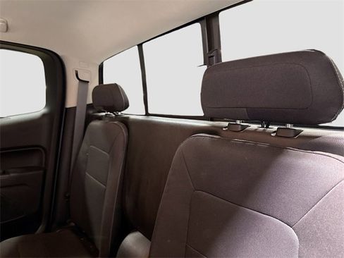 Used 2018 Chevrolet Colorado LT w/ LT Convenience Package image 23