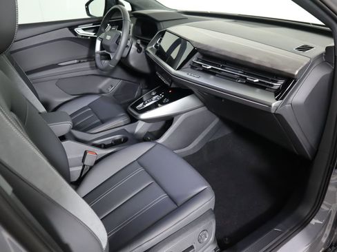 Used 2026 Audi Q4 e-tron Premium Plus w/ Premium Plus image 19