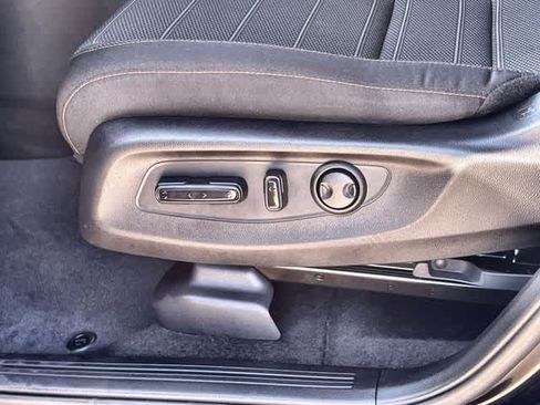 Used 2026 Honda CR-V Sport image 31