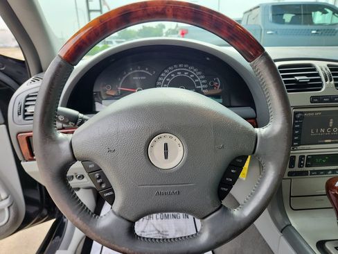 Used 2006 Lincoln LS RWD image 17