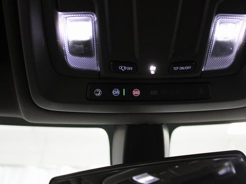 Used 2021 Chevrolet Silverado 1500 LT image 47