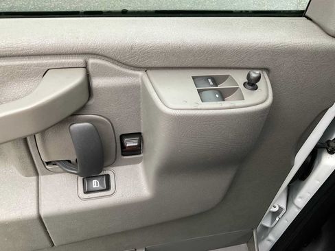 Used 2025 Chevrolet Express 2500 w/ Driver Convenience Package RWD image 13