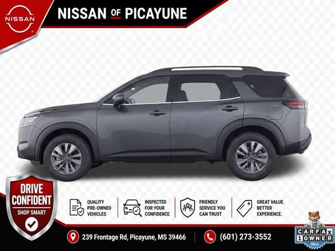 Used 2025 Nissan Pathfinder SV AWD/4WD image 7