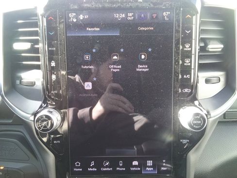 New 2026 RAM 2500 Laramie w/ Towing Technology Group image 24